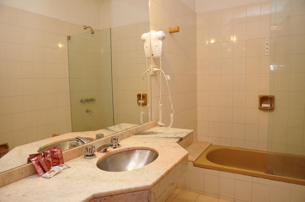 Atyla Soho Villa Carlos Paz Phòng bức ảnh